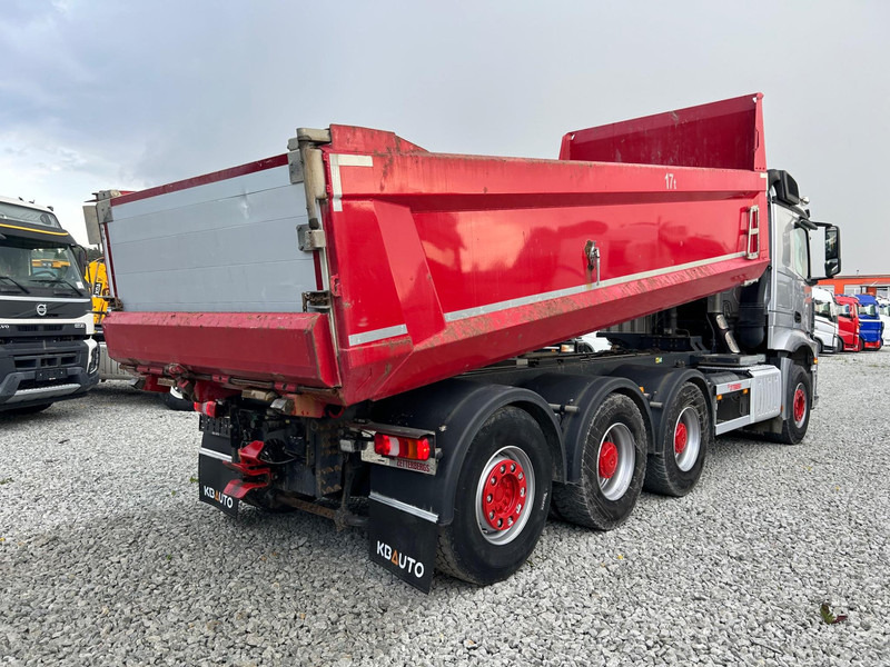 Mercedes-Benz Arocs 3253 | TULOSSA - Billenőplatós teherautó: 4 kép. Mercedes-Benz Arocs 3253 | TULOSSA - Billenőplatós teherautó: 4 kép.