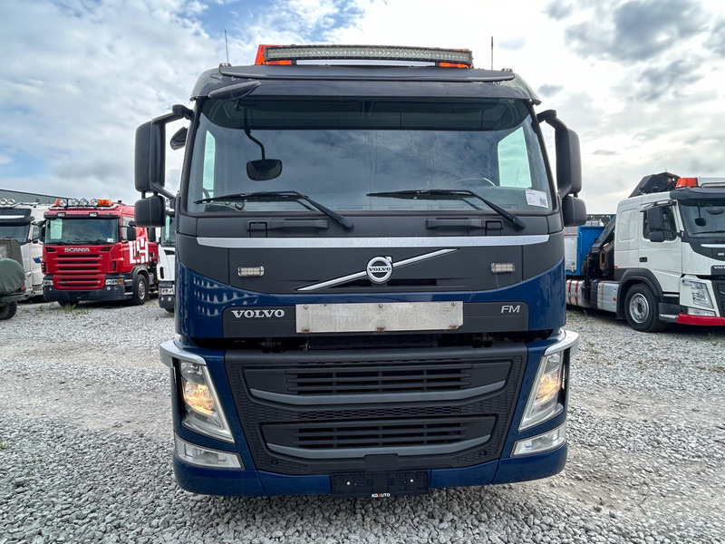 Volvo FM 460 8x2*6 | Hiab 302E-6 | TULOSSA - Platós teherautó, Darus autó: 2 kép. Volvo FM 460 8x2*6 | Hiab 302E-6 | TULOSSA - Platós teherautó, Darus autó: 2 kép.