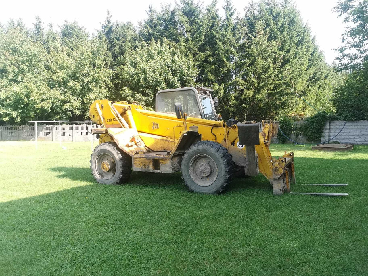 JCB 530-120 ładowarka teleskopowa - Teleszkópos rakodó: 4 kép. JCB 530-120 ładowarka teleskopowa - Teleszkópos rakodó: 4 kép.