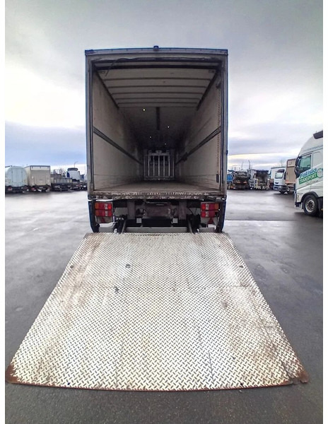 Chereau Carrier Vector - 2m50 - Félpótkocsi hűtős: 5 kép. Chereau Carrier Vector - 2m50 - Félpótkocsi hűtős: 5 kép.