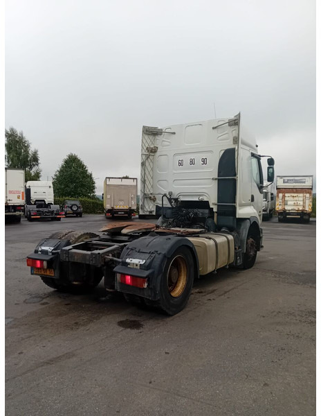 Renault Premium 420 - Nyergesvontató: 2 kép. Renault Premium 420 - Nyergesvontató: 2 kép.