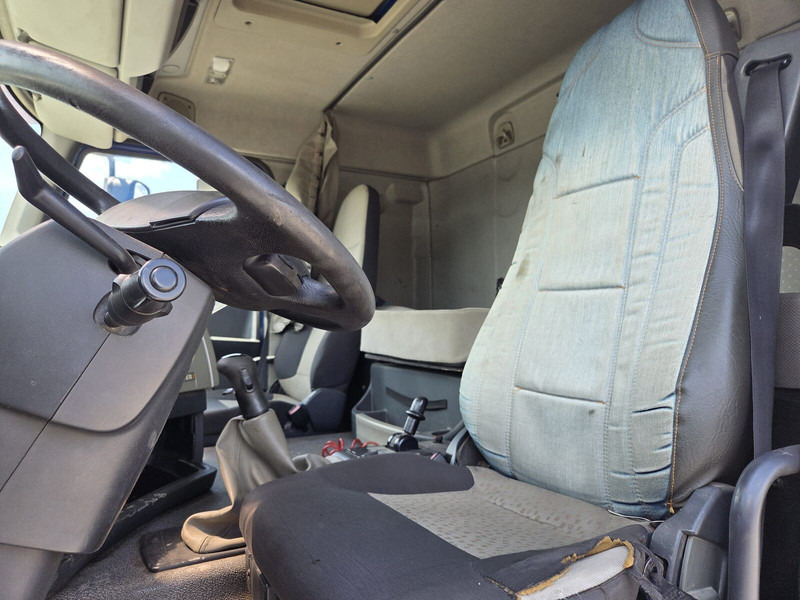 Nyergesvontató Renault Premium Lander 410dxi: 8 kép.