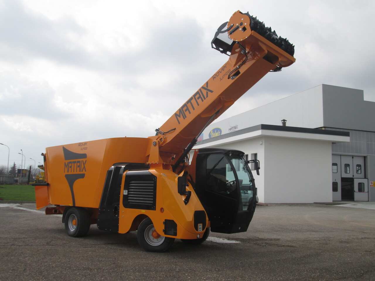 ITALMIX rover up - Etetőkocsi: 2 kép. ITALMIX rover up - Etetőkocsi: 2 kép.