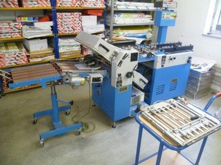 GUK FA 36-4 SAF buckle plate folding machine for small folds - Hajtógatógép: 1 kép. GUK FA 36-4 SAF buckle plate folding machine for small folds - Hajtógatógép: 1 kép.