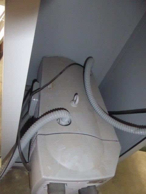 Graphic Whizard CreaseMaster Plus - automatic grooving, slotting, creasing and perforating machine - Nyomdagép: 5 kép. Graphic Whizard CreaseMaster Plus - automatic grooving, slotting, creasing and perforating machine - Nyomdagép: 5 kép.