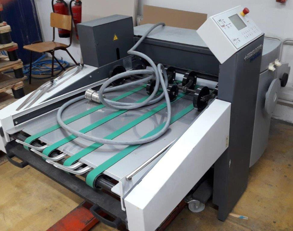Heidelberg Stahlfolder SPH-70 stream delivery - Hajtógatógép: 1 kép. Heidelberg Stahlfolder SPH-70 stream delivery - Hajtógatógép: 1 kép.