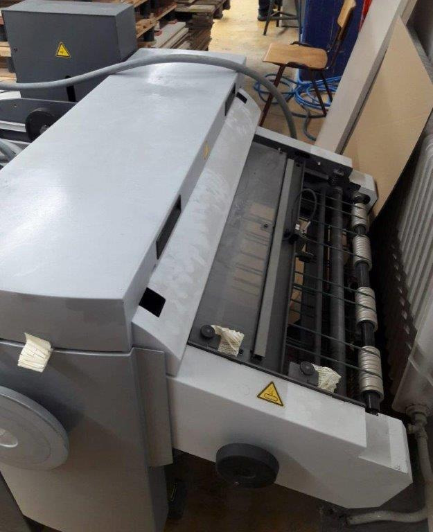 Heidelberg Stahlfolder SPH-70 stream delivery - Hajtógatógép: 2 kép. Heidelberg Stahlfolder SPH-70 stream delivery - Hajtógatógép: 2 kép.