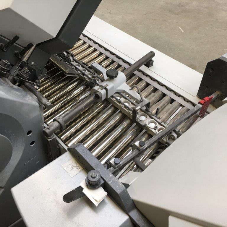 Heidelberg /Steel TH 82-6-4-2-PFH buckle plate folder - Hajtógatógép: 5 kép. Heidelberg /Steel TH 82-6-4-2-PFH buckle plate folder - Hajtógatógép: 5 kép.