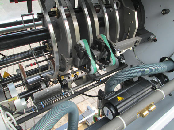 Heidelberg drum feeder for ST-450 - Nyomdagép: 5 kép. Heidelberg drum feeder for ST-450 - Nyomdagép: 5 kép.