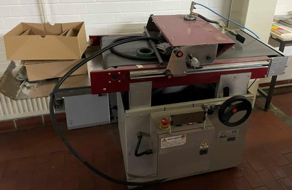 Hajtógatógép High Speed Creasing, Folding Machine PETRATTO CORDOBA 3d model BA Z+F: 6 kép. Hajtógatógép High Speed Creasing, Folding Machine PETRATTO CORDOBA 3d model BA Z+F: 6 kép.