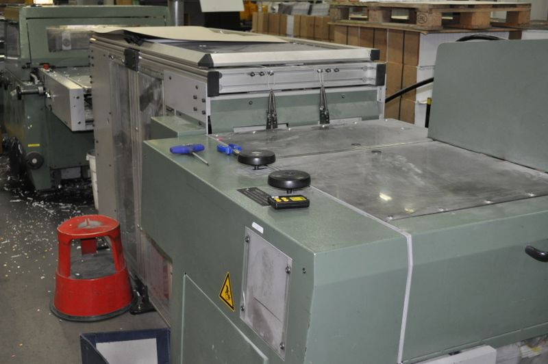 Nyomdagép High Speed saddlestitcher Müller Martini Prima Amrys Year  2000: 11 kép.