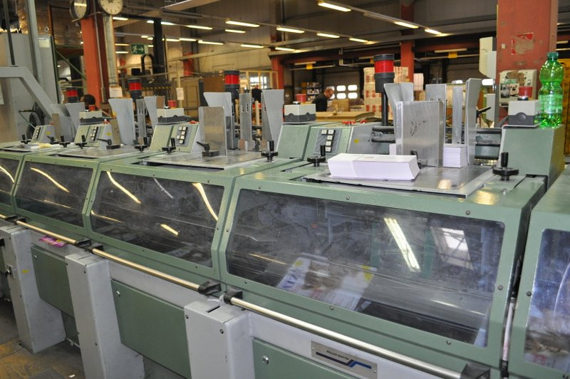 Nyomdagép High Speed saddlestitcher Müller Martini Prima Amrys Year  2000: 16 kép.