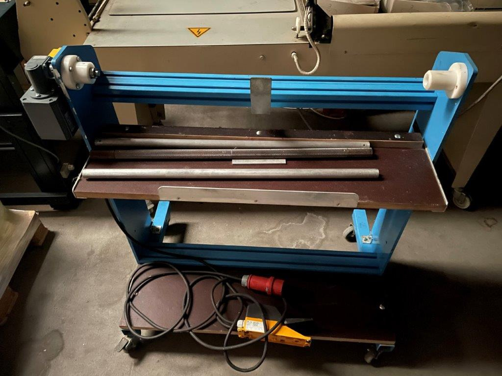 KBA wash cloth unwind motorized for half-size format - Nyomdagép: 1 kép. KBA wash cloth unwind motorized for half-size format - Nyomdagép: 1 kép.