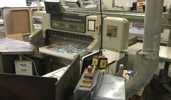 Polar Mohr 137 EM-MON cutting line - Papírvágó gép: 2 kép. Polar Mohr 137 EM-MON cutting line - Papírvágó gép: 2 kép.