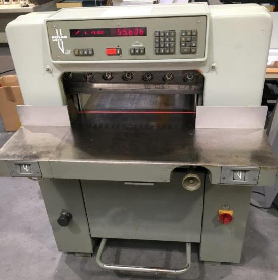 Polar Mohr 55 EM cutting machine - Papírvágó gép: 1 kép. Polar Mohr 55 EM cutting machine - Papírvágó gép: 1 kép.