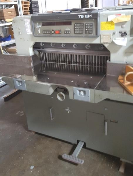Polar Mohr 76 EM high-speed cutter - Papírvágó gép: 1 kép. Polar Mohr 76 EM high-speed cutter - Papírvágó gép: 1 kép.