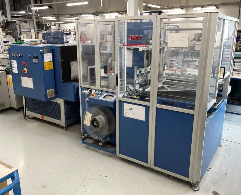 Series packer BVM Compacta 5022 with shrink tunnel SC 4530 - Csomagológép: 1 kép. Series packer BVM Compacta 5022 with shrink tunnel SC 4530 - Csomagológép: 1 kép.