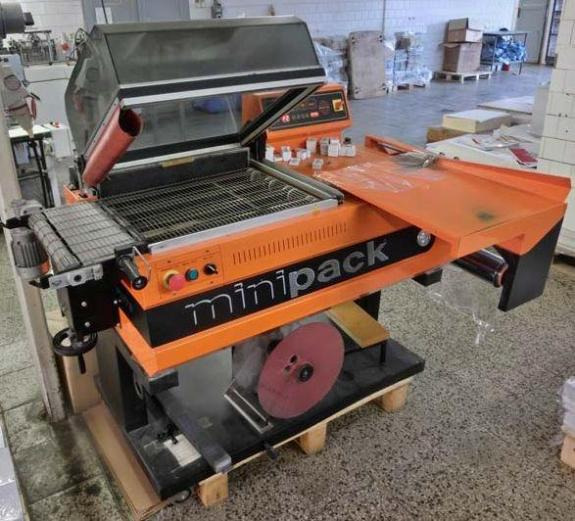 Torre Minipack FM 76 A Digit Semi Automatic Hood Shrinker - Csomagológép: 1 kép. Torre Minipack FM 76 A Digit Semi Automatic Hood Shrinker - Csomagológép: 1 kép.