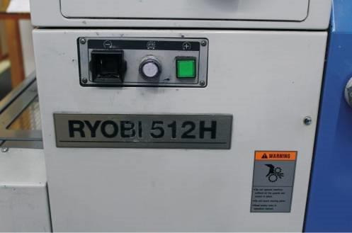 Two colors Ryobi 512 H - Ofszet nyomdagép: 2 kép. Two colors Ryobi 512 H - Ofszet nyomdagép: 2 kép.