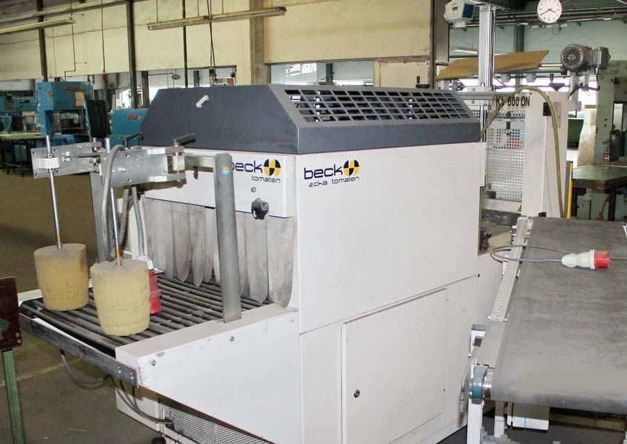 Beck case packer KV 600 pneumatic with 200cm infeed belt - Csomagológép: 1 kép. Beck case packer KV 600 pneumatic with 200cm infeed belt - Csomagológép: 1 kép.