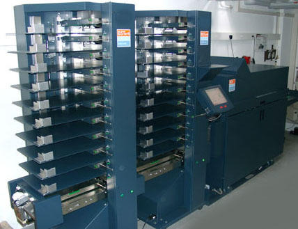 C. p. Bourg BDF booklet finisher - Nyomdagép: 1 kép. C. p. Bourg BDF booklet finisher - Nyomdagép: 1 kép.