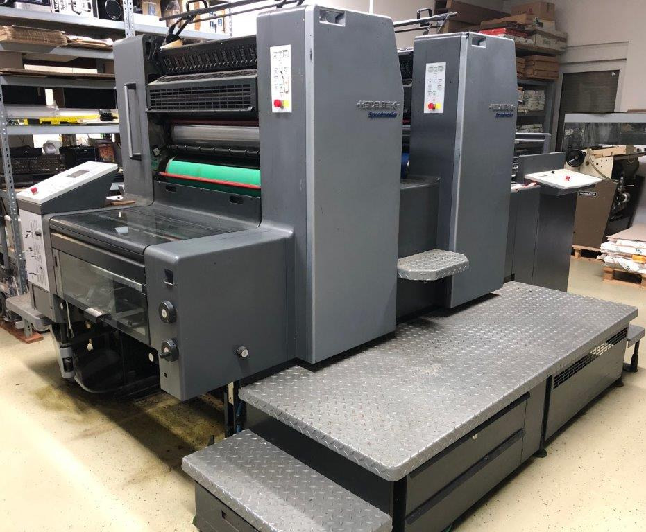 Straight two-colour Heidelberg Speedmaster SM 74-2 - Ofszet nyomdagép: 2 kép. Straight two-colour Heidelberg Speedmaster SM 74-2 - Ofszet nyomdagép: 2 kép.