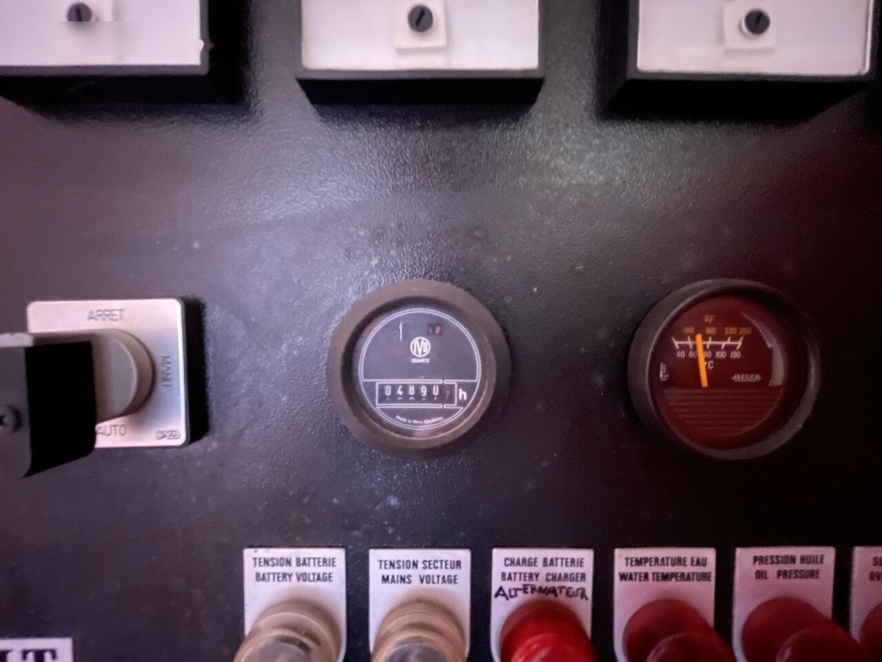 Renault 220 kVa - Áramfejlesztő: 5 kép. Renault 220 kVa - Áramfejlesztő: 5 kép.