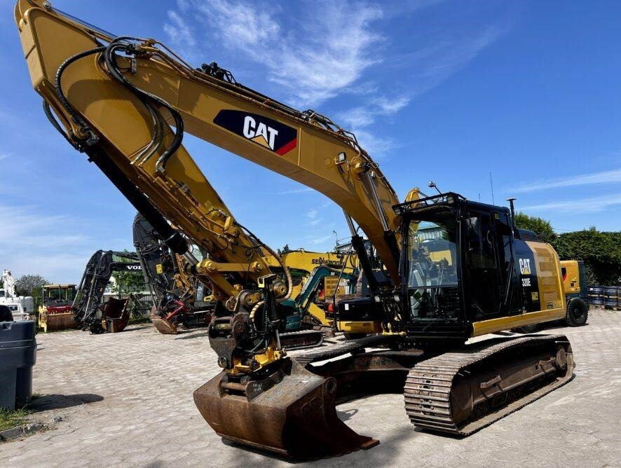 CAT 320EL - Lánctalpas kotró: 1 kép. CAT 320EL - Lánctalpas kotró: 1 kép.