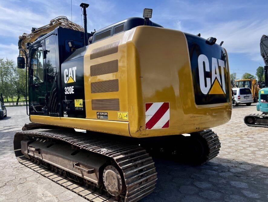 CAT 320EL - Lánctalpas kotró: 5 kép. CAT 320EL - Lánctalpas kotró: 5 kép.