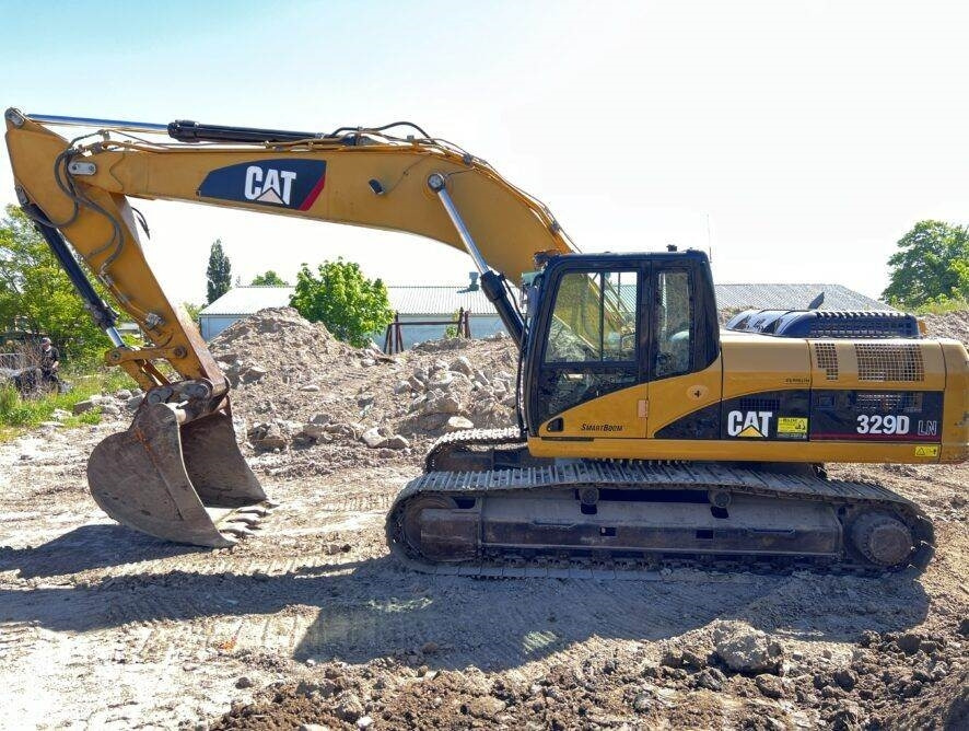 CAT 329DLN video - Lánctalpas kotró: 5 kép. CAT 329DLN video - Lánctalpas kotró: 5 kép.