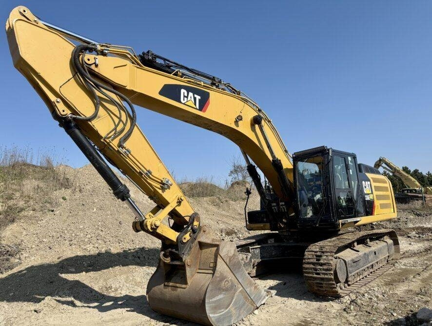 CAT 336EL - Lánctalpas kotró: 4 kép. CAT 336EL - Lánctalpas kotró: 4 kép.