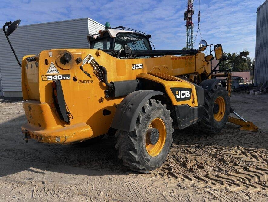 JCB 540-170 - Teleszkópos rakodó: 2 kép. JCB 540-170 - Teleszkópos rakodó: 2 kép.