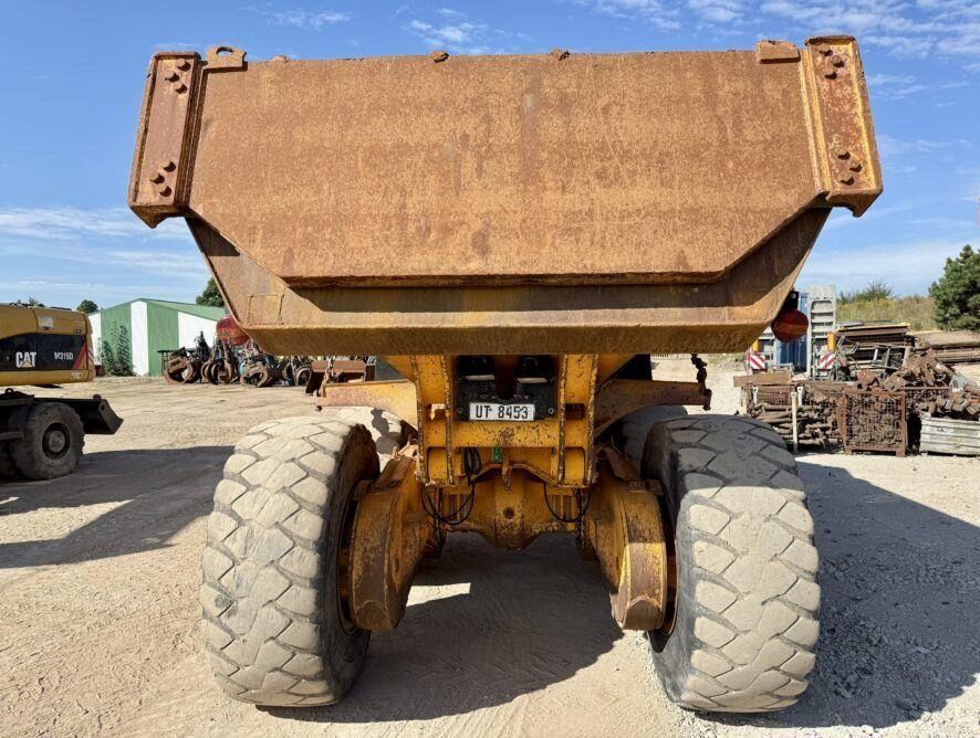 Moxy MT25 - Csuklós dömper: 4 kép. Moxy MT25 - Csuklós dömper: 4 kép.