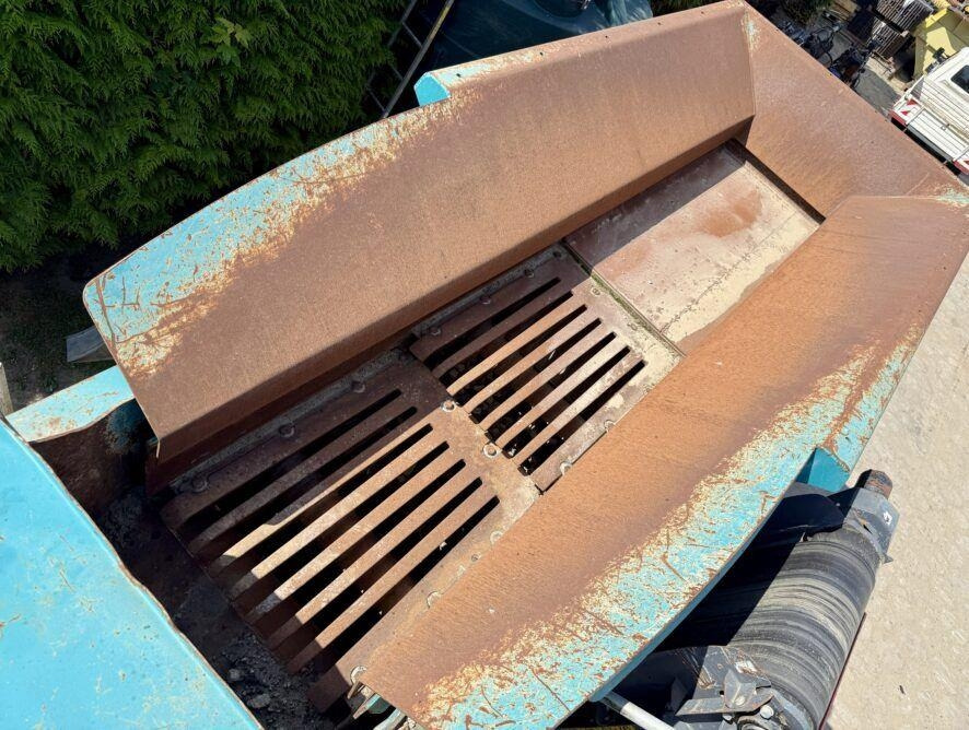 Powerscreen Metrotrak Terex - Törőgép: 4 kép. Powerscreen Metrotrak Terex - Törőgép: 4 kép.