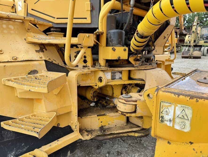 Csuklós dömper Volvo A35D: 7 kép.