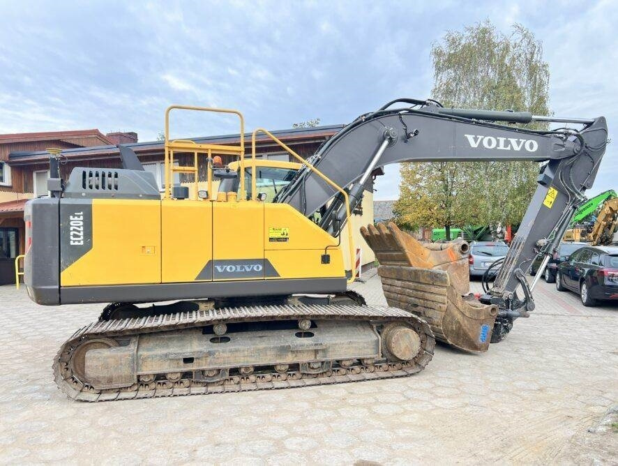 Volvo EC220EL ROTOTILT + LEICA 3D GPS 2xbucket - Lánctalpas kotró: 5 kép. Volvo EC220EL ROTOTILT + LEICA 3D GPS 2xbucket - Lánctalpas kotró: 5 kép.