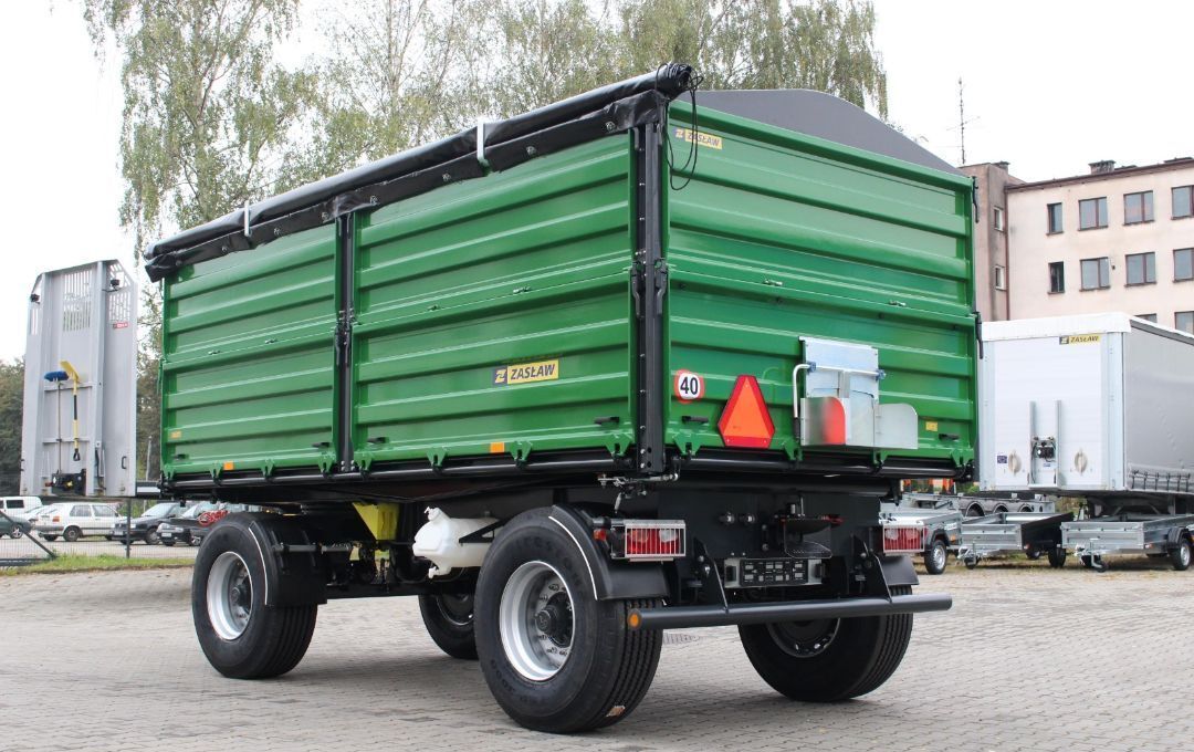 Zaslaw D737-14XL, 18T, 21m3 - Mezőgazdasági billenőpótkocsi: 2 kép. Zaslaw D737-14XL, 18T, 21m3 - Mezőgazdasági billenőpótkocsi: 2 kép.