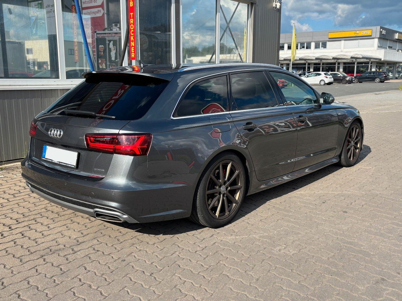 Audi A6 Avant 3.0 BiTDI SLine Quattro/V8 Sound/Pano - Kombi: 4 kép. Audi A6 Avant 3.0 BiTDI SLine Quattro/V8 Sound/Pano - Kombi: 4 kép.