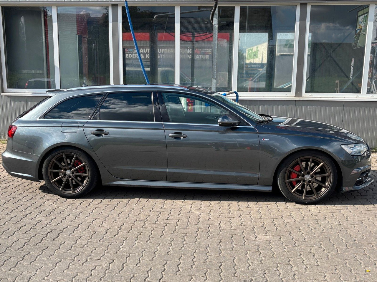 Audi A6 Avant 3.0 BiTDI SLine Quattro/V8 Sound/Pano - Kombi: 1 kép. Audi A6 Avant 3.0 BiTDI SLine Quattro/V8 Sound/Pano - Kombi: 1 kép.