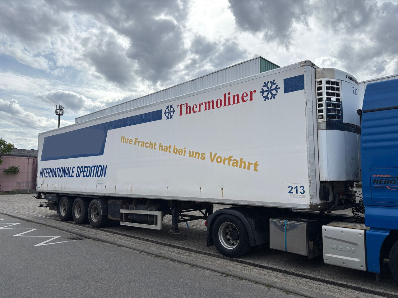 Krone Thermo King SL400 SEITENTÜREN - Félpótkocsi hűtős: 2 kép. Krone Thermo King SL400 SEITENTÜREN - Félpótkocsi hűtős: 2 kép.