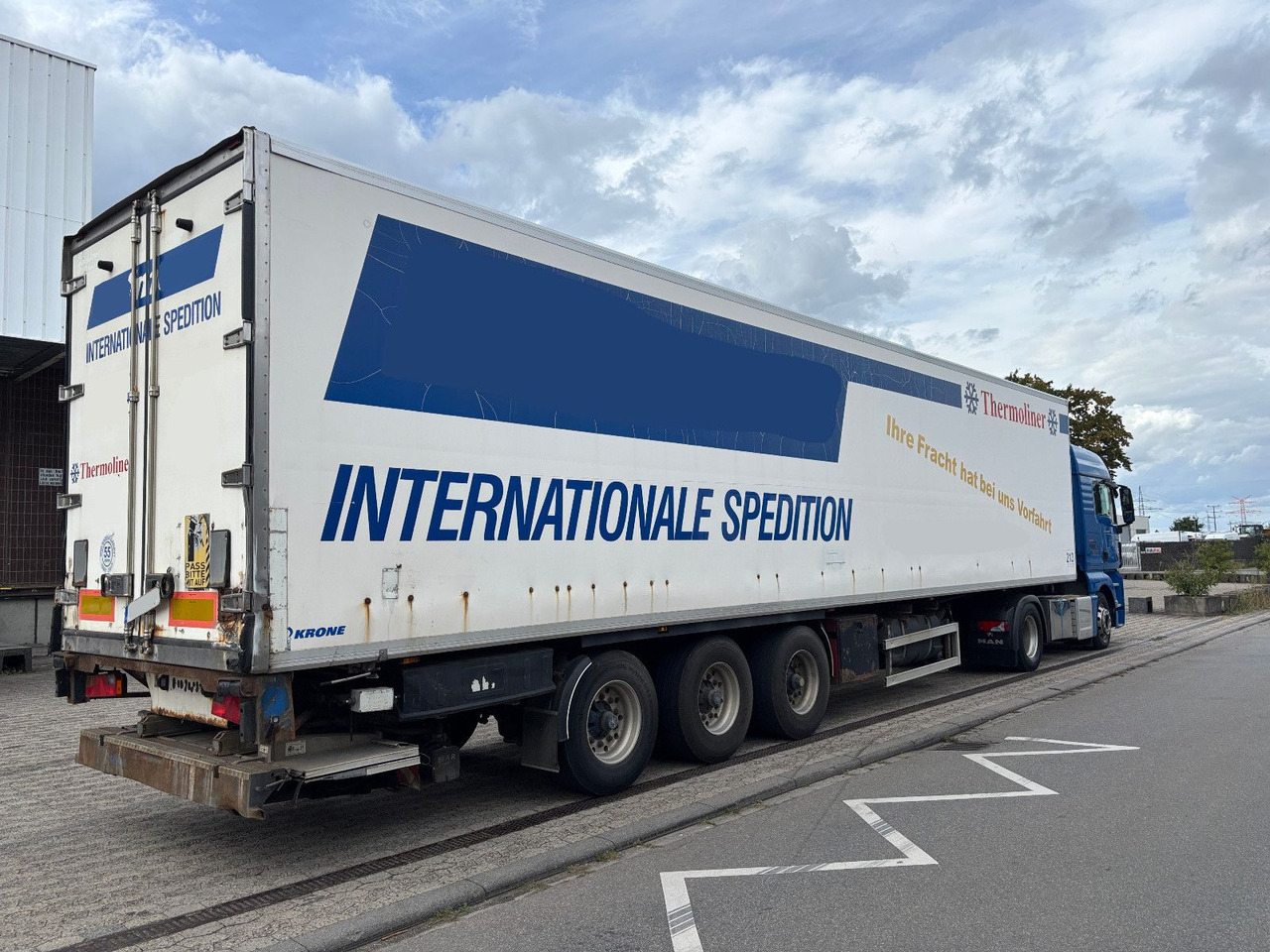 Krone Thermo King SL400 SEITENTÜREN - Félpótkocsi hűtős: 3 kép. Krone Thermo King SL400 SEITENTÜREN - Félpótkocsi hűtős: 3 kép.