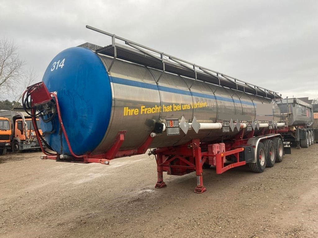 MAFA TANK MAFA TANK - Tartályos félpótkocsi: 1 kép. MAFA TANK MAFA TANK - Tartályos félpótkocsi: 1 kép.