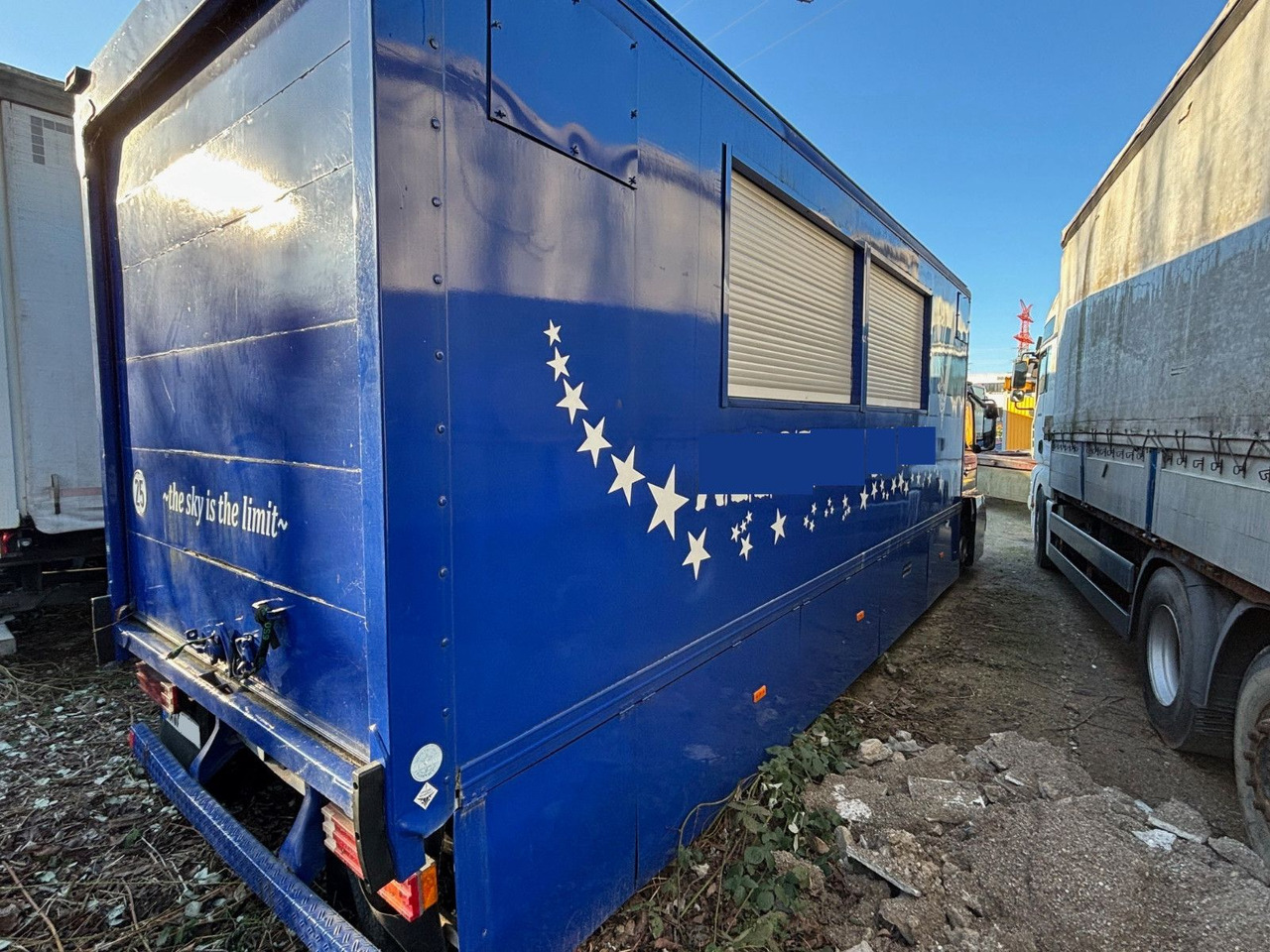 Mercedes-Benz Atego 815 817 818/Partywagen/Tour Lkw Mercedes-Benz Atego 815 817 818/Partywagen/Tour Lkw - Dobozos kisteherautó: 1 kép. Mercedes-Benz Atego 815 817 818/Partywagen/Tour Lkw Mercedes-Benz Atego 815 817 818/Partywagen/Tour Lkw - Dobozos kisteherautó: 1 kép.