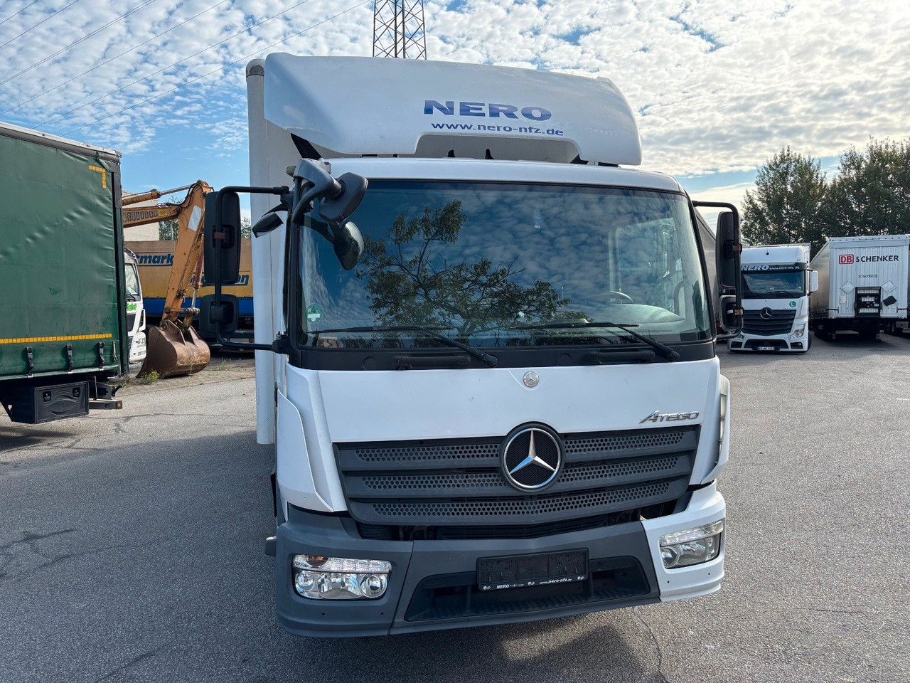 Mercedes-Benz Atego 821 Luft/LBW/EU6/Klima/Navi - Dobozos kisteherautó: 2 kép. Mercedes-Benz Atego 821 Luft/LBW/EU6/Klima/Navi - Dobozos kisteherautó: 2 kép.
