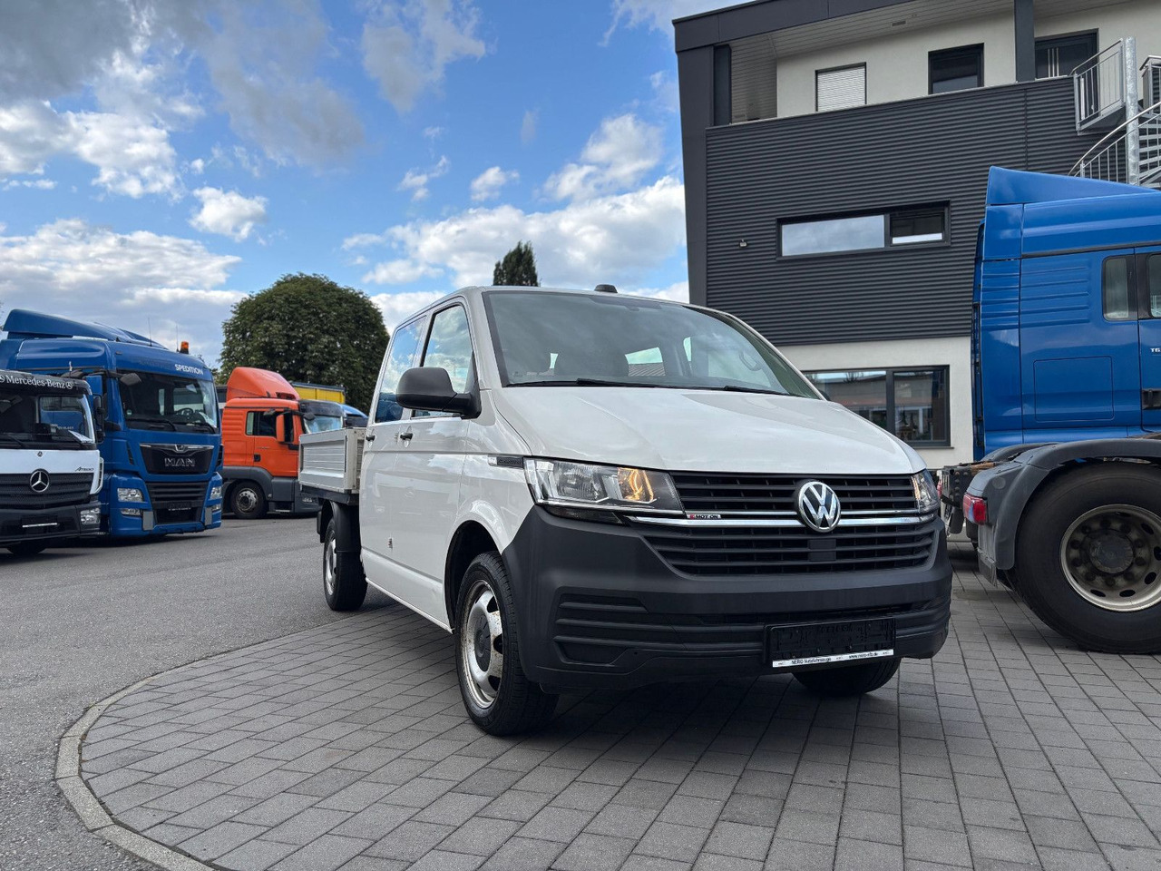 Volkswagen T6 Transporter 4Motion/150PS 2.0/DoKa/Klima - Platós kisteherautó, Duplakabinos kisteherautó: 4 kép. Volkswagen T6 Transporter 4Motion/150PS 2.0/DoKa/Klima - Platós kisteherautó, Duplakabinos kisteherautó: 4 kép.