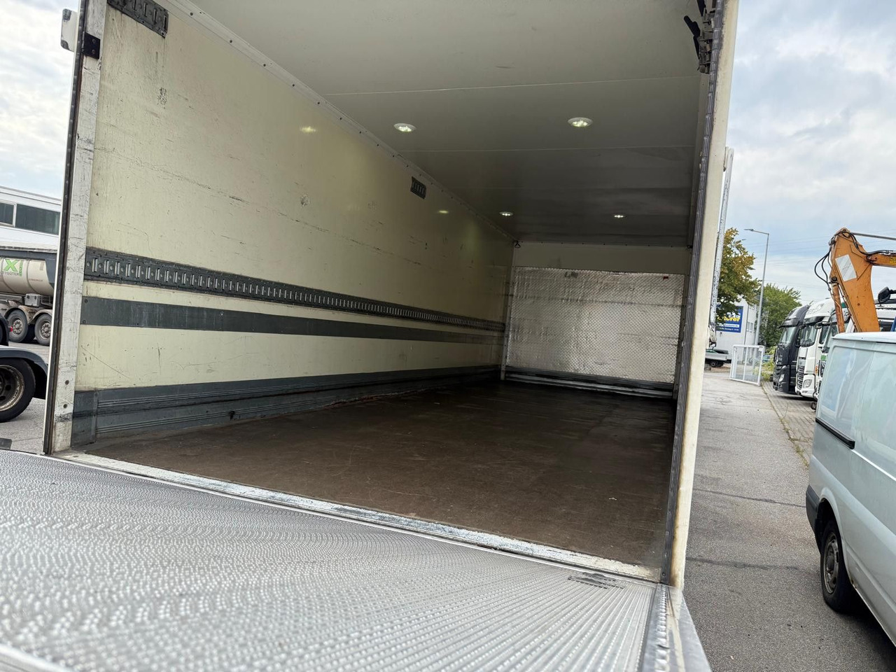 Walther LBW/Luft/Scheiben - Pótkocsi dobozos: 5 kép. Walther LBW/Luft/Scheiben - Pótkocsi dobozos: 5 kép.