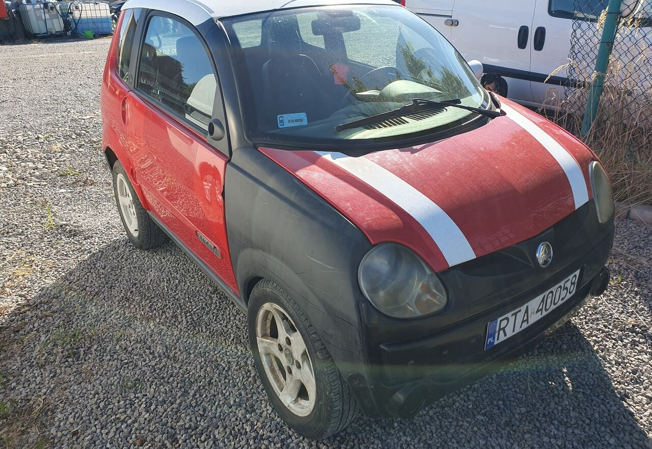 Aixam CITY AUTOMAT BEZ PRAWA JAZDY - Autó: 2 kép. Aixam CITY AUTOMAT BEZ PRAWA JAZDY - Autó: 2 kép.