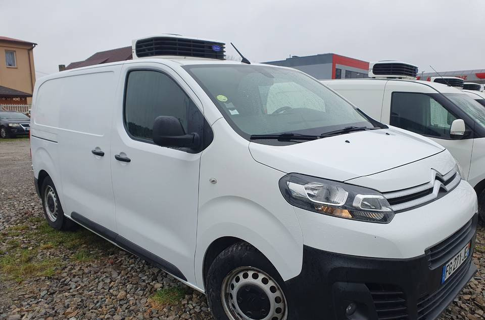 Citroen JUMPY CHLODNIA MROZNIA CARRIER+230V KLIMA EURO6 - Hűtős kisteherautó: 3 kép. Citroen JUMPY CHLODNIA MROZNIA CARRIER+230V KLIMA EURO6 - Hűtős kisteherautó: 3 kép.