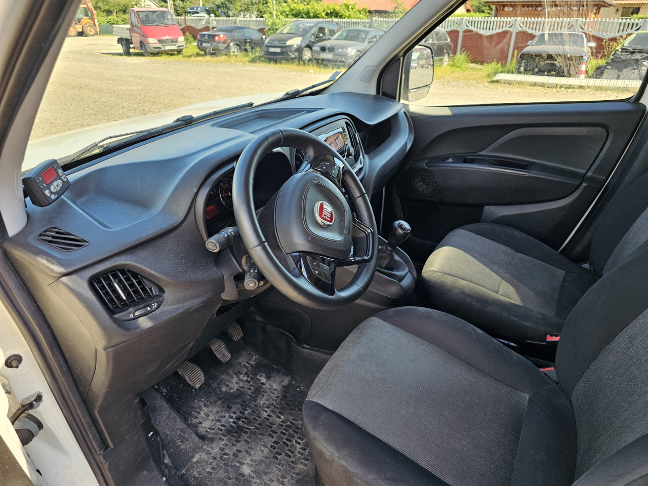 Hűtős kisteherautó FIAT DOBLO CHLODNIA MROZNIA CARRIER KLIMA EURO6 [ Copy ] [ Copy ]: 16 kép.