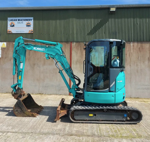 2016 Kobelco SK28SR-6 - Kotrógép: 1 kép. 2016 Kobelco SK28SR-6 - Kotrógép: 1 kép.